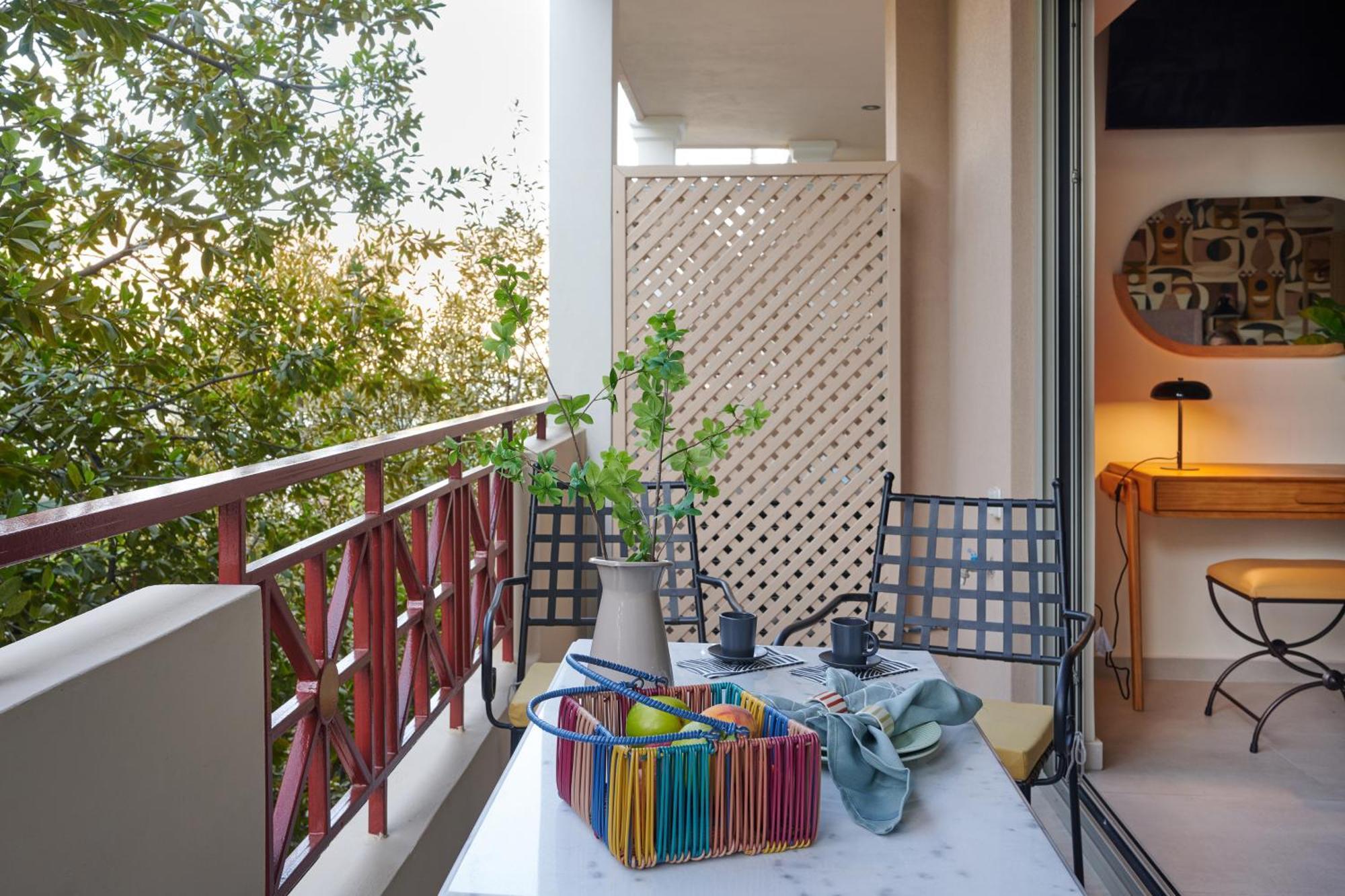 Rastoni Acropolis Uniquely Located Stylish Apartments Афины Экстерьер фото